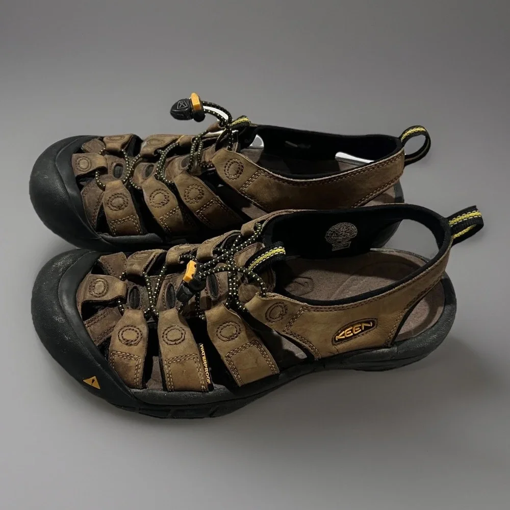 Keen Newport H2 Mens Brown Leather Waterproof Hiking Outdoor Sandals US Size 10